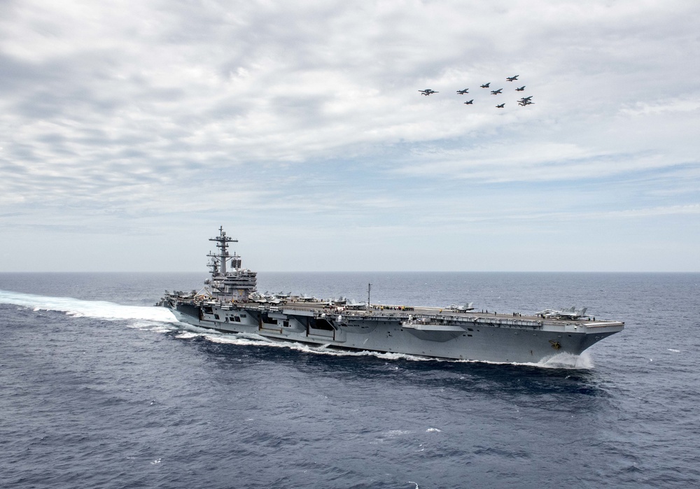 U.S. &amp; French Navy Flyover for Chesapeake 2018