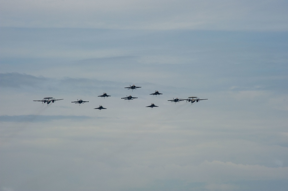 U.S. &amp; French Navy Flyover for Chesapeake 2018