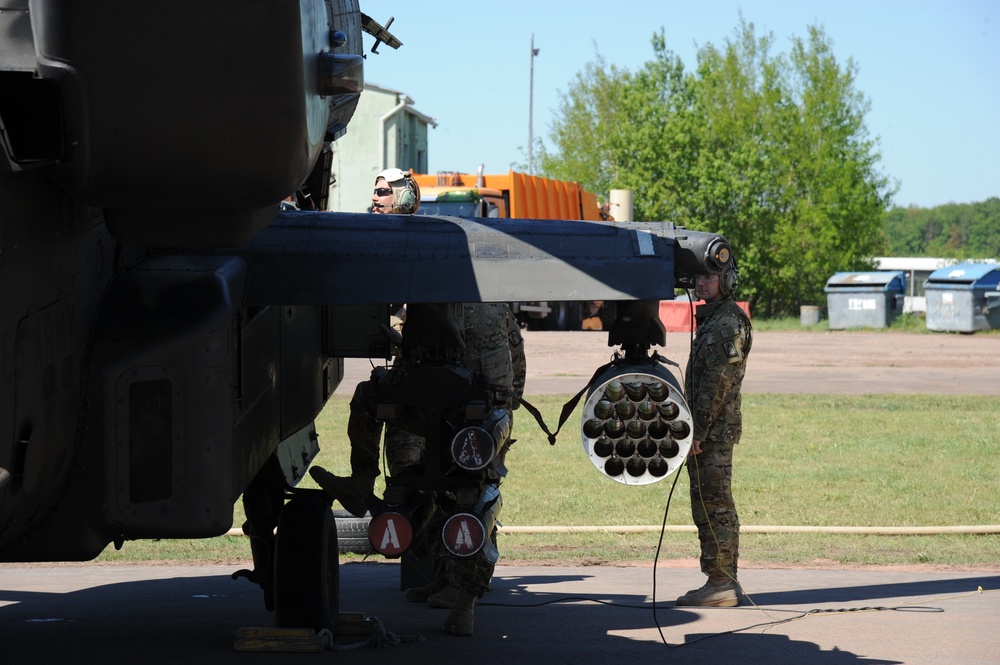 Apache AH-64 Helicopter Gunnery