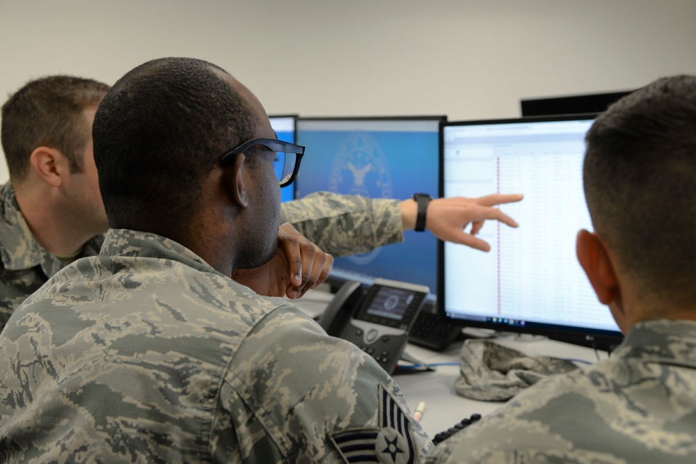 Cyber Airmen unite to protect information space