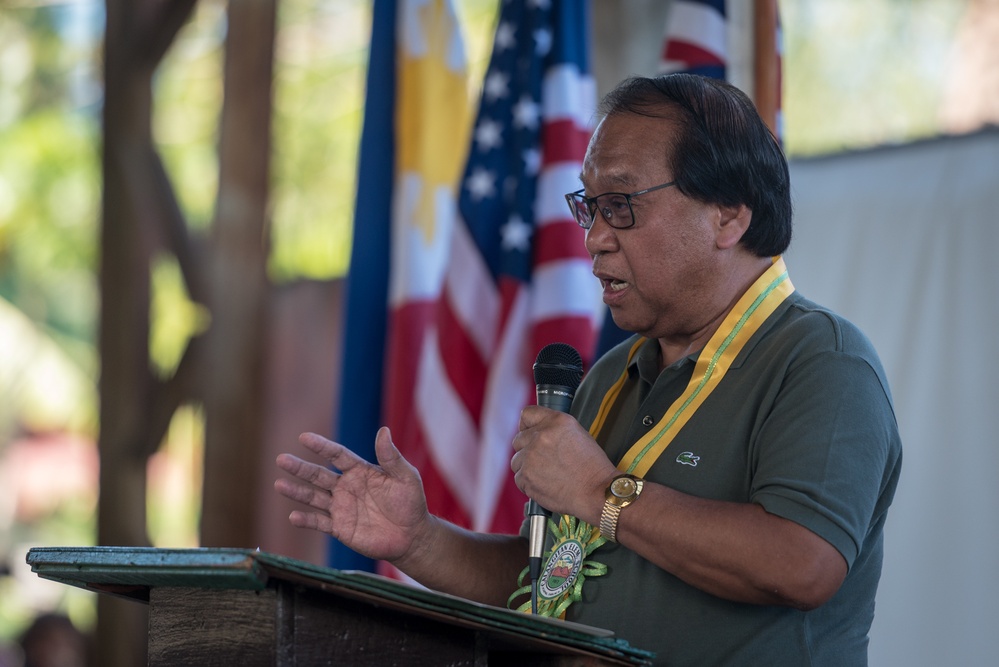 Balikatan 18: Community Welcomes New Addition to Calangitan Elementary