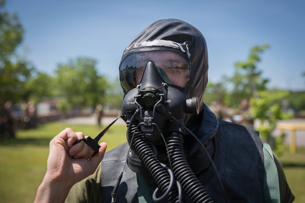 VMGR-252 conducts CBRN defense training