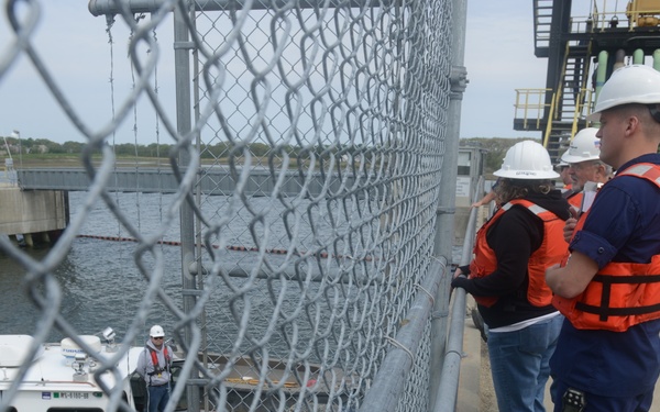 Coast Guard, EPA conduct oil spill response evaluation in Boston, Massachusetts