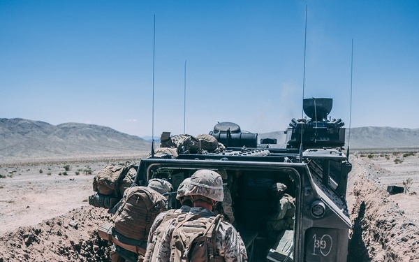 3/2 digs into the defense