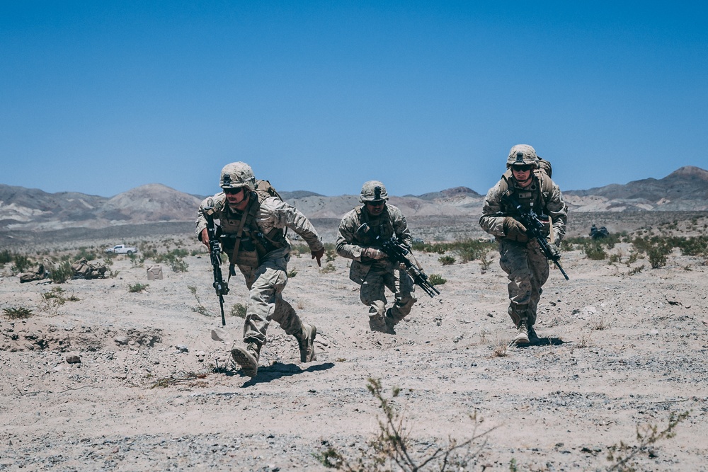 3/2 digs into the defense