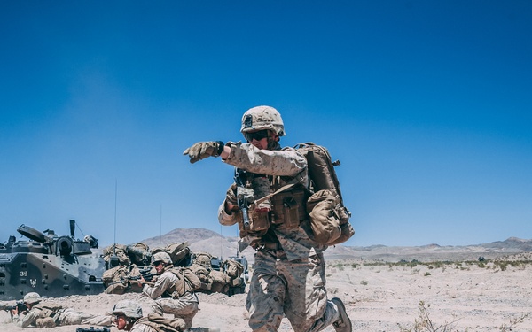 3/2 digs into the defense