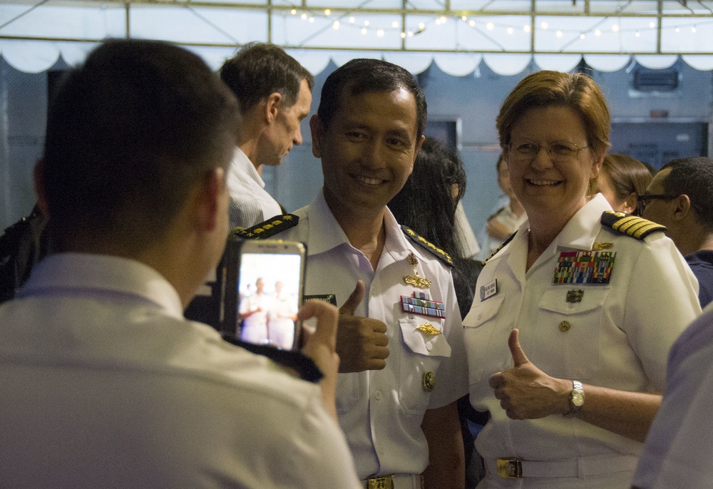 U.S. 7th Fleet hosts Big Top event in Singapore