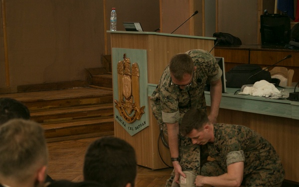 Help Me Help You: BSRF Sailors conduct TCCC introductory class