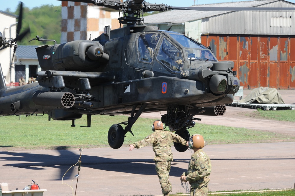 Apache AH-64 Helicopter Gunnery