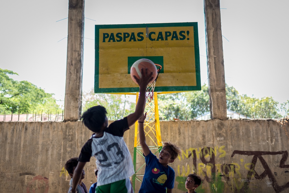 Balikatan 18: U.S. Marines Play Basketball With Philippine Army Soldiers