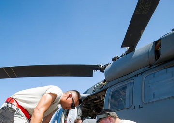 Balikatan 18: Pararescue operation training