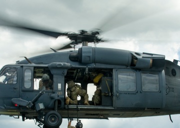 Balikatan 18: Pararescue operation training