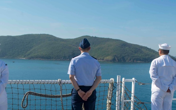USNS Mercy arrives in Nha Trang, Vietnam