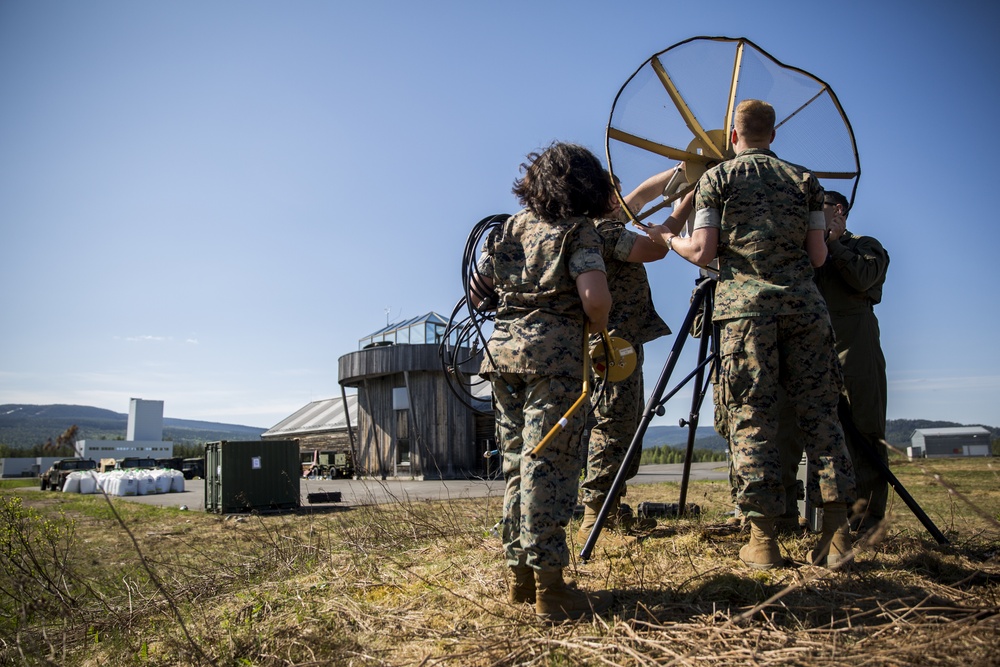 VMU-2 Prepares for Exercise Frozen Reindeer