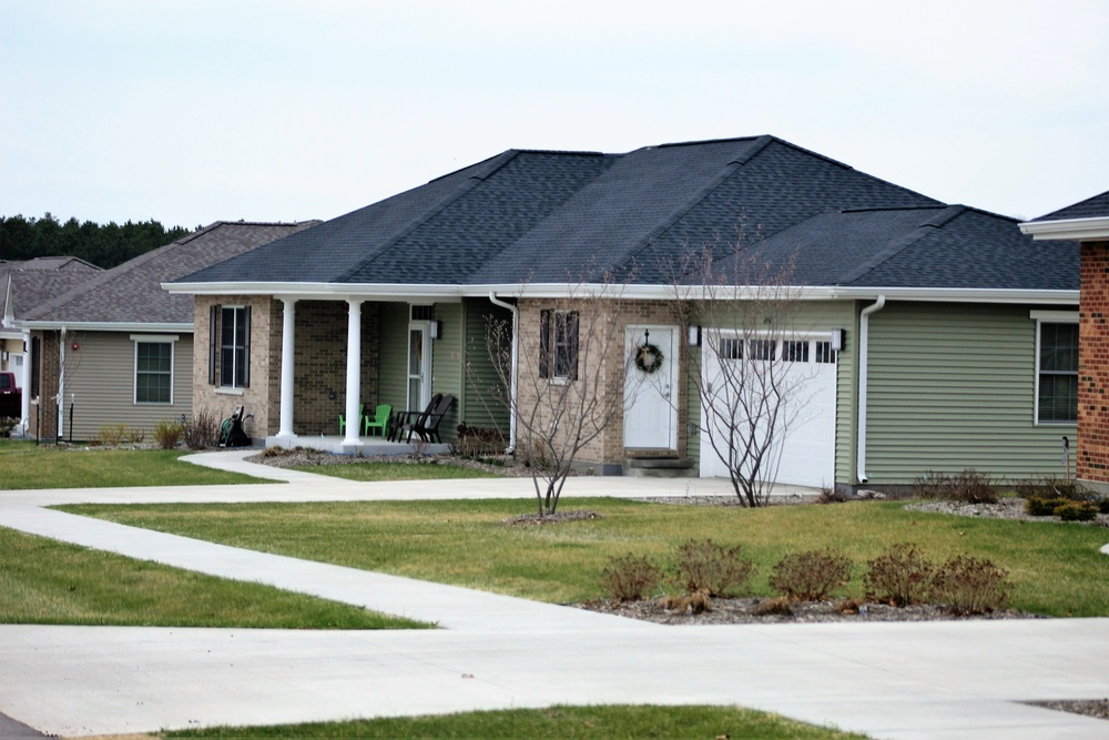 Fort McCoy Family Housing earns Platinum Award for high customer satisfaction