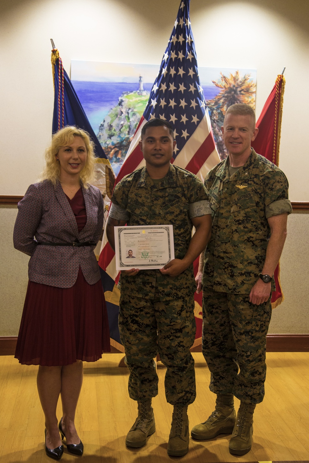 MCIPAC hosts a naturalization ceremony