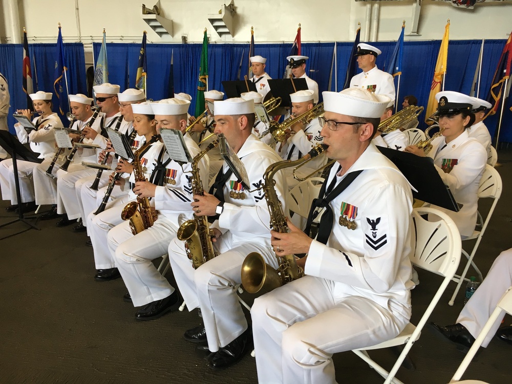 USFF Band Plays at Change of Command Ceremony