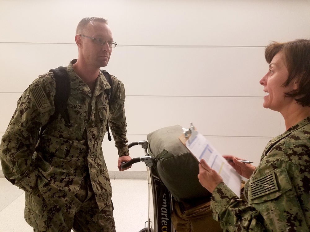 ECRC Assists Returning NAVELSG Sailors