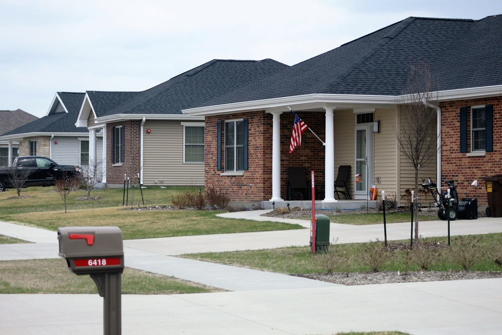 Fort McCoy Family Housing earns Platinum Award for high customer satisfaction