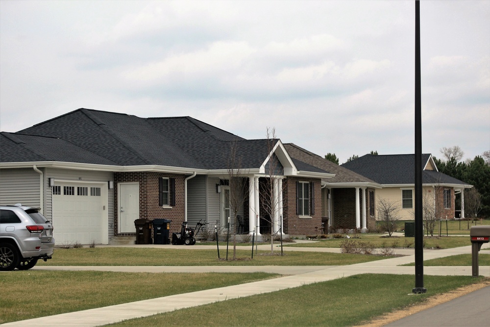 Fort McCoy Family Housing earns Platinum Award for high customer satisfaction