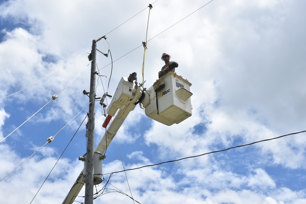 USACE and its contractors restore power to local school