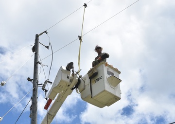 USACE and its contractors restore power to local school