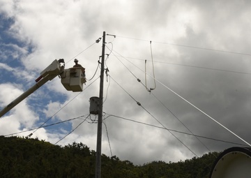 USACE and its contractors restore power to local school