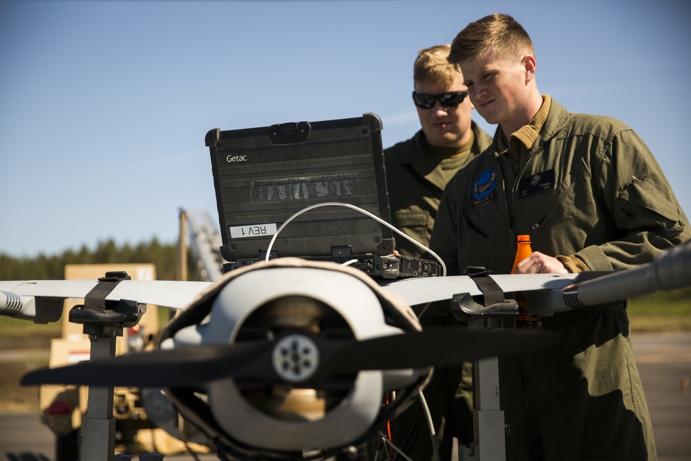 Frozen Reindeer: VMU-2 Fueling and Maintenance