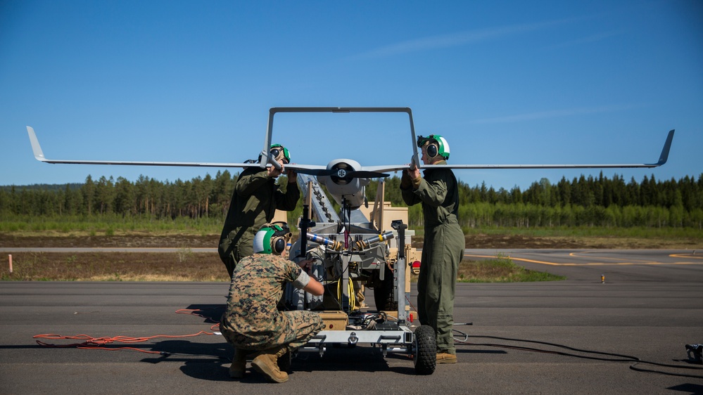 Exercise Frozen Reindeer: VMU-2 Fueling and Maintenance