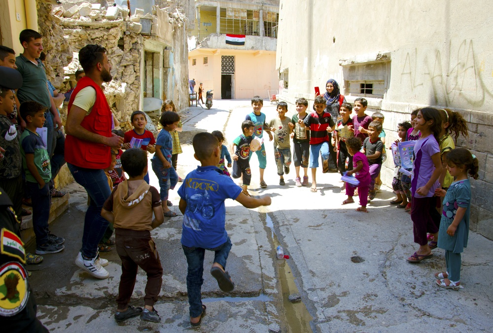 Mosul children dance