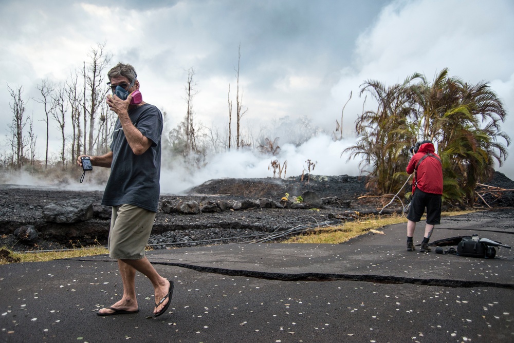 Pāhoa Resident Views Aftermath of Kīlauea Volcanic Eruption