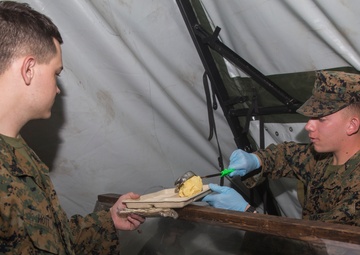 Chow for CPX 2-18 Marines