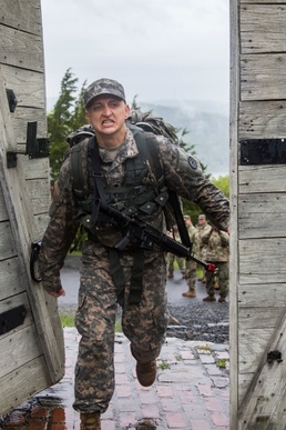 Soldiers compete in regional Best Warrior