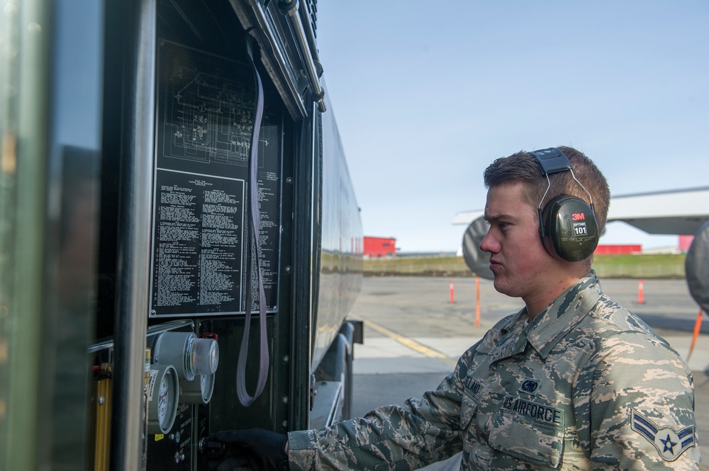 JBER POL Supports E-3 at International Airport