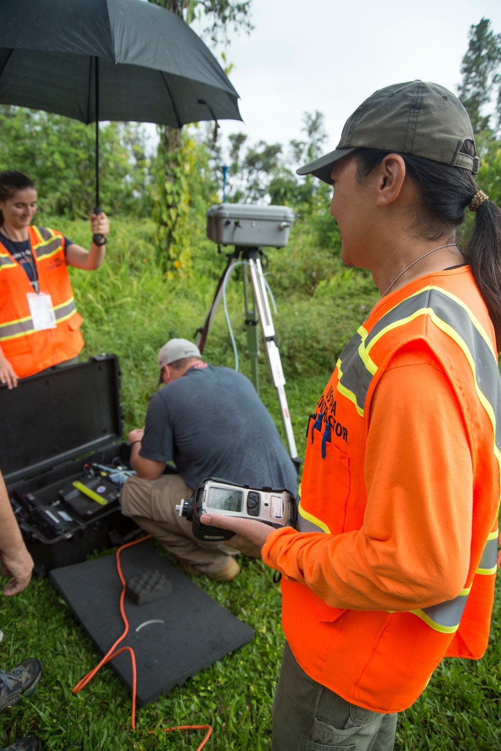 EPA Installs Air Monitoring System near Kīlauea Volcanic Eruption Site