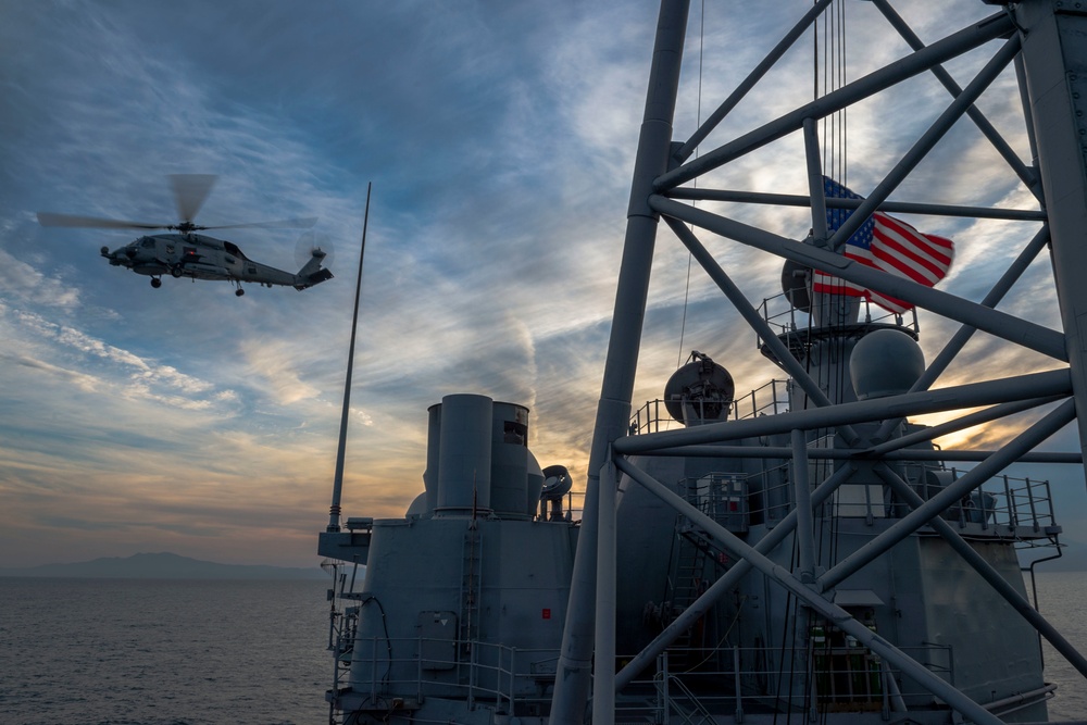USS Chancellorsville conducts flight operations