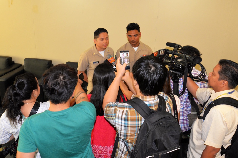 U.S. 7th Fleet Sailors and Marines visit patients in Kota Kinabalu