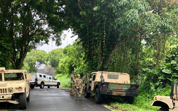 Guard monitors lava flow in Hawaii