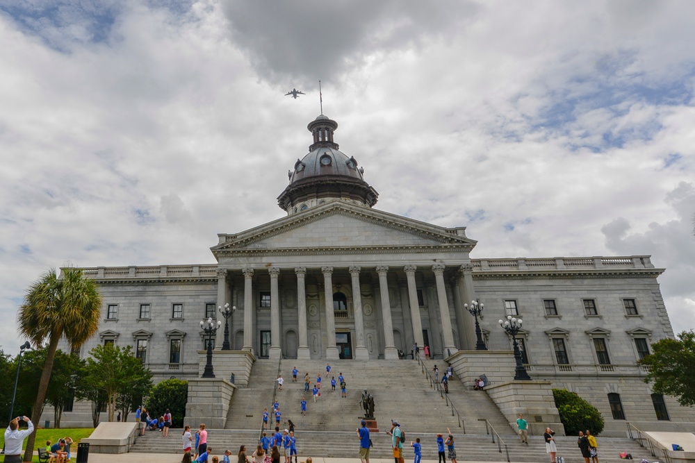 F-16’s and C-17’s Fly over South Carolina Capital