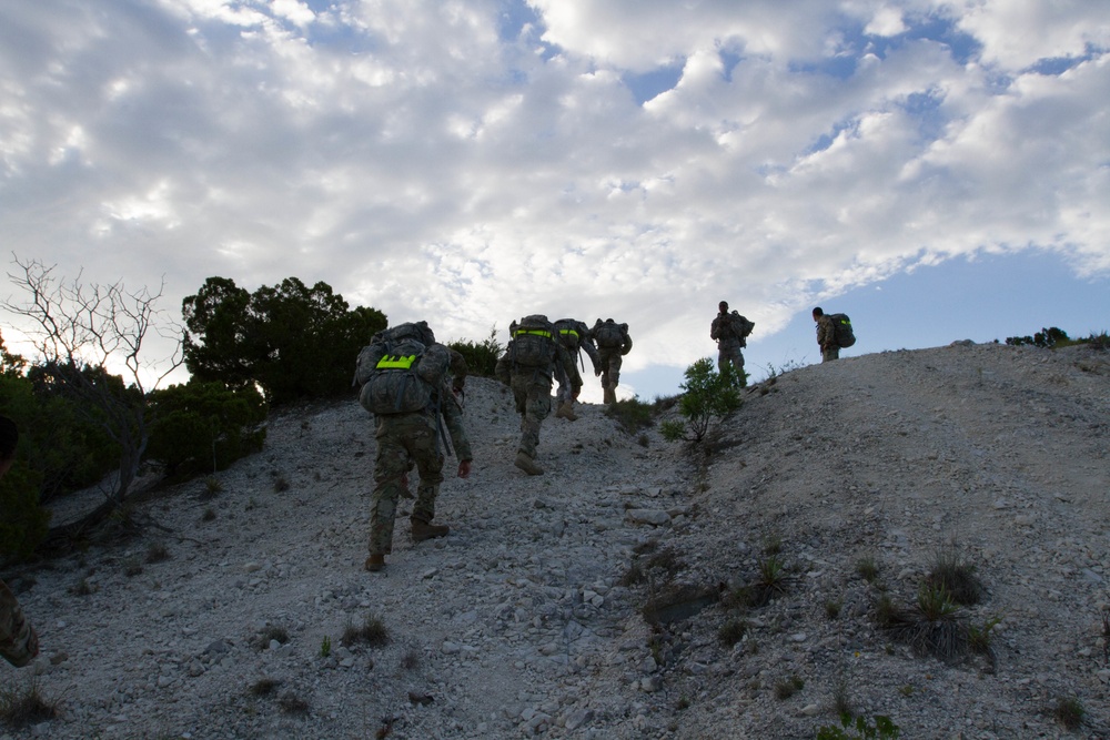 Soldiers pursue the halfway point