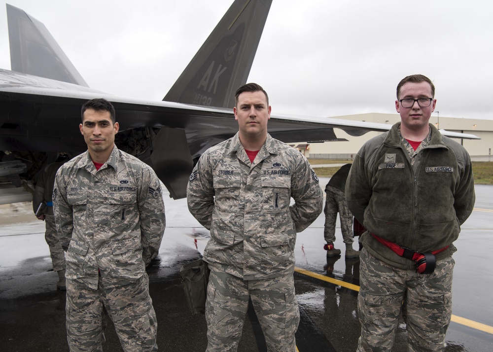 90th AMU wins 1st Quarter Wing Weapons Load Crew Competition