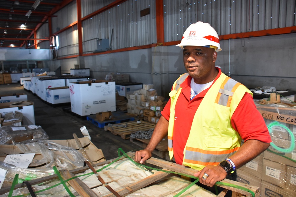 USACE logisticians maintain Puerto Rico recovery supply chains afloat