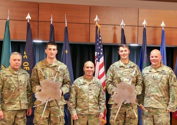Army Guard Region VI names top Soldier, NCO for 2018 Best Warrior Competition
