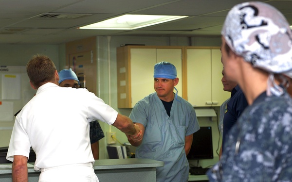 Top Leadership visits USNS Mercy and PP18 crew