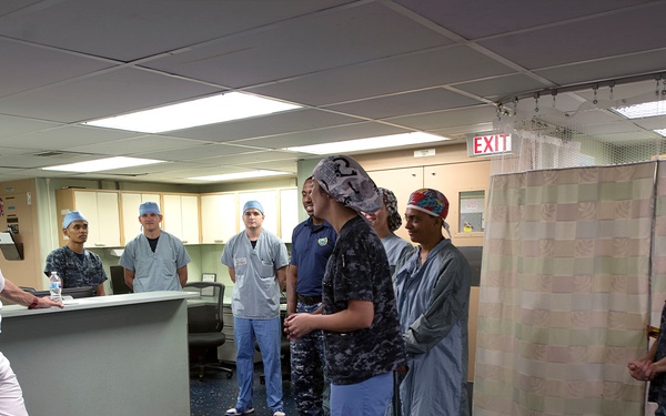 Top Leadership visits USNS Mercy and PP18 crew