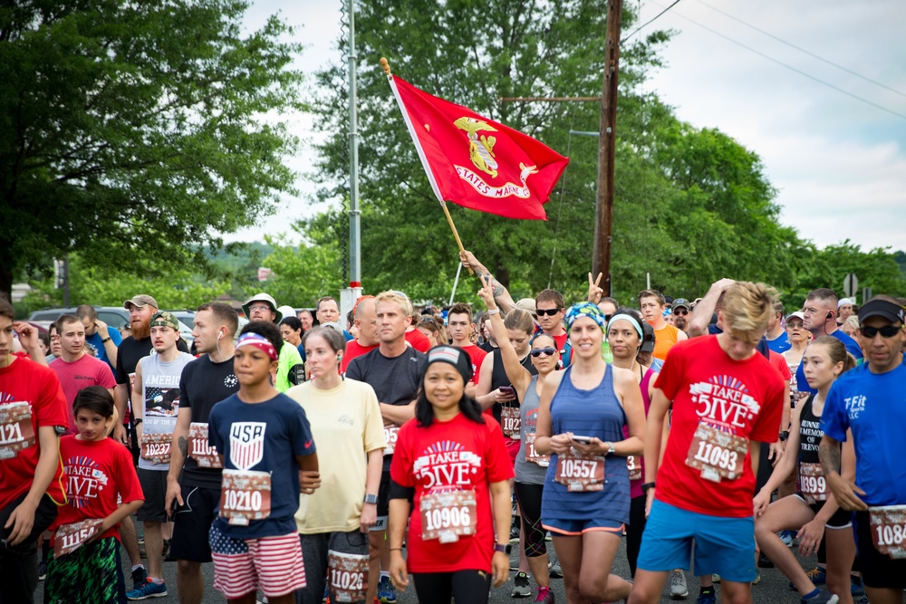 DVIDS Images Marine Corps Historic Half Marathon [Image 1 of 5]