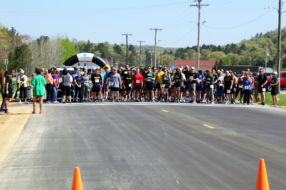 2018 Fort McCoy Wellness Fair 5k Run, 2-Mile Walk