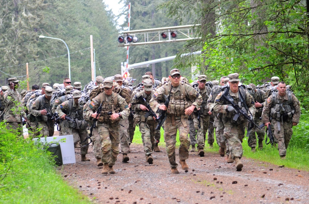 201st EMIB Soldiers compete for title of I Corps Best Warrior