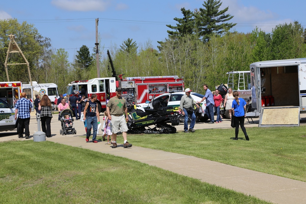 Thousands of visitors attend Fort McCoy’s 2018 Armed Forces Day Open House