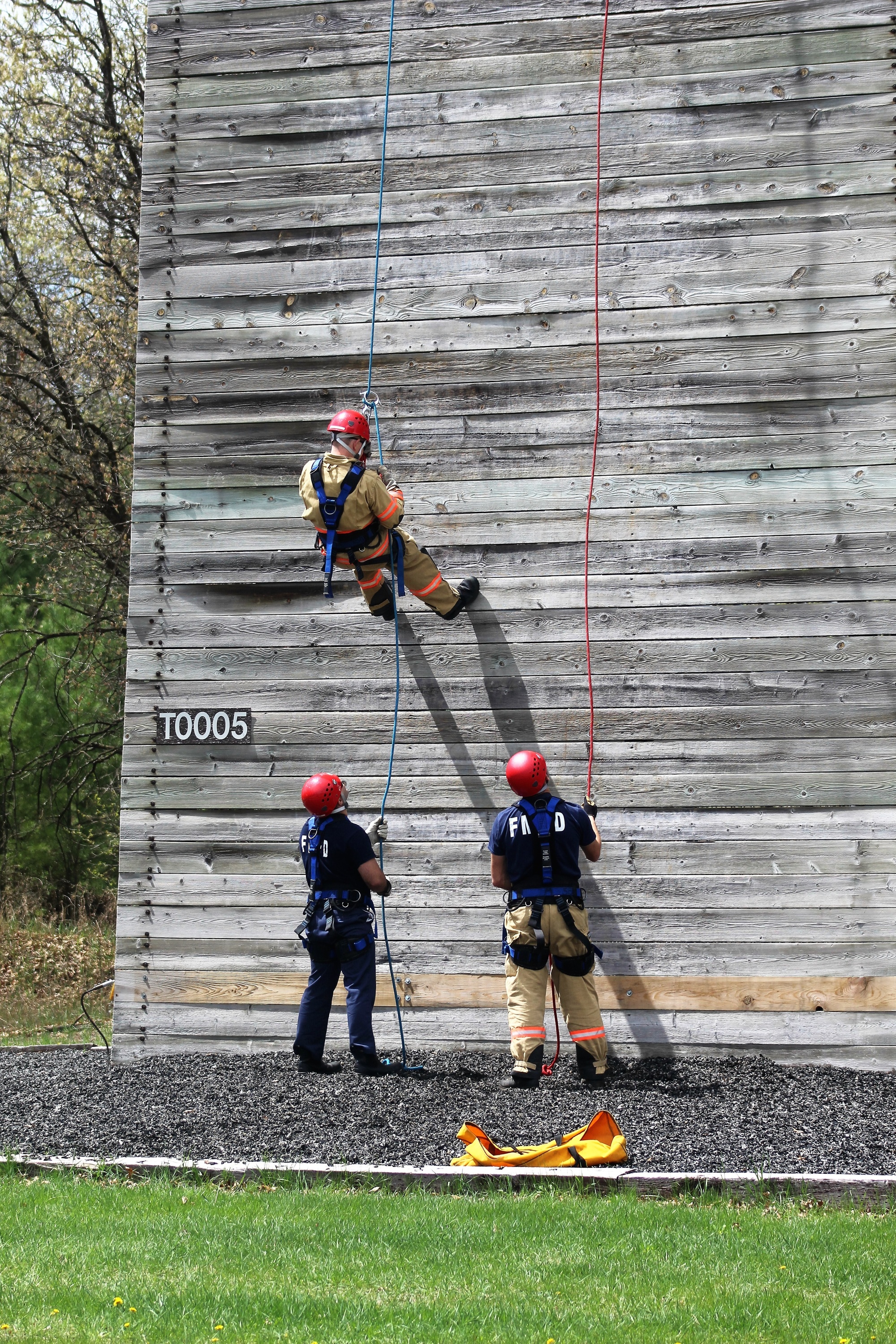 DVIDS - News - Firefighters learn rope, rappelling skills during technical  rescue training at Fort McCoy